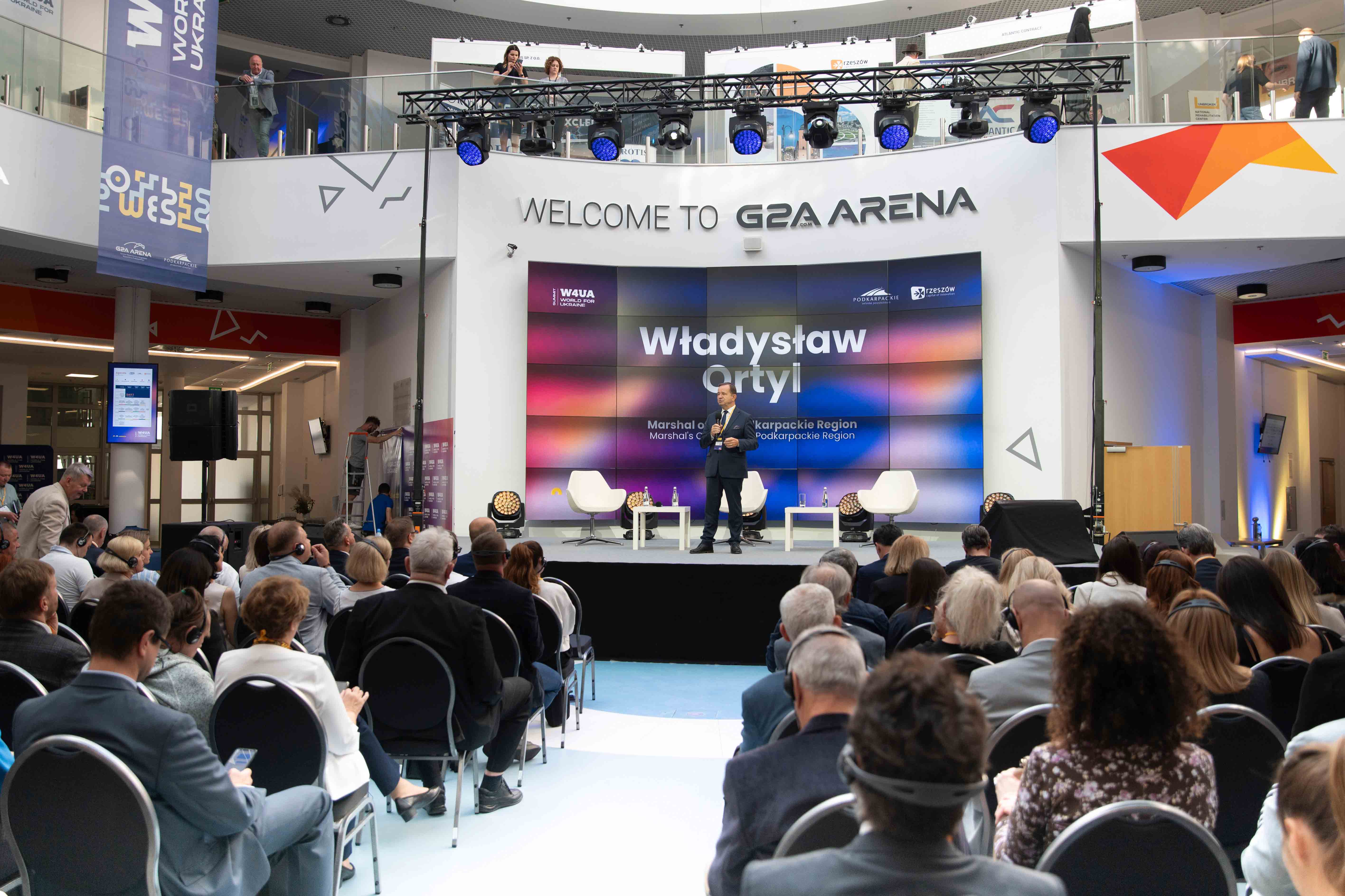 Fotografia wydarzenia biznesowego w G2A Arenie w Rzeszowie
